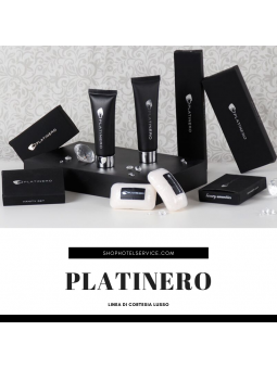 The PLATINERO hotel courtesy line stands out for its elegance.